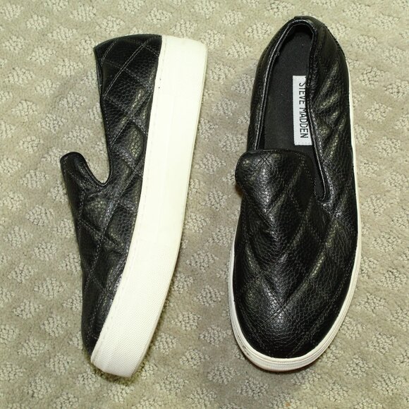 Steve Madden Women's 7M Black Quilted Sneakers - Picture 1 of 7